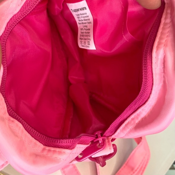 New TUPPERWARE Pink Crossbody Case/lunch bag & Tropical 25 OZ Eco Water Bottle - Picture 9 of 16